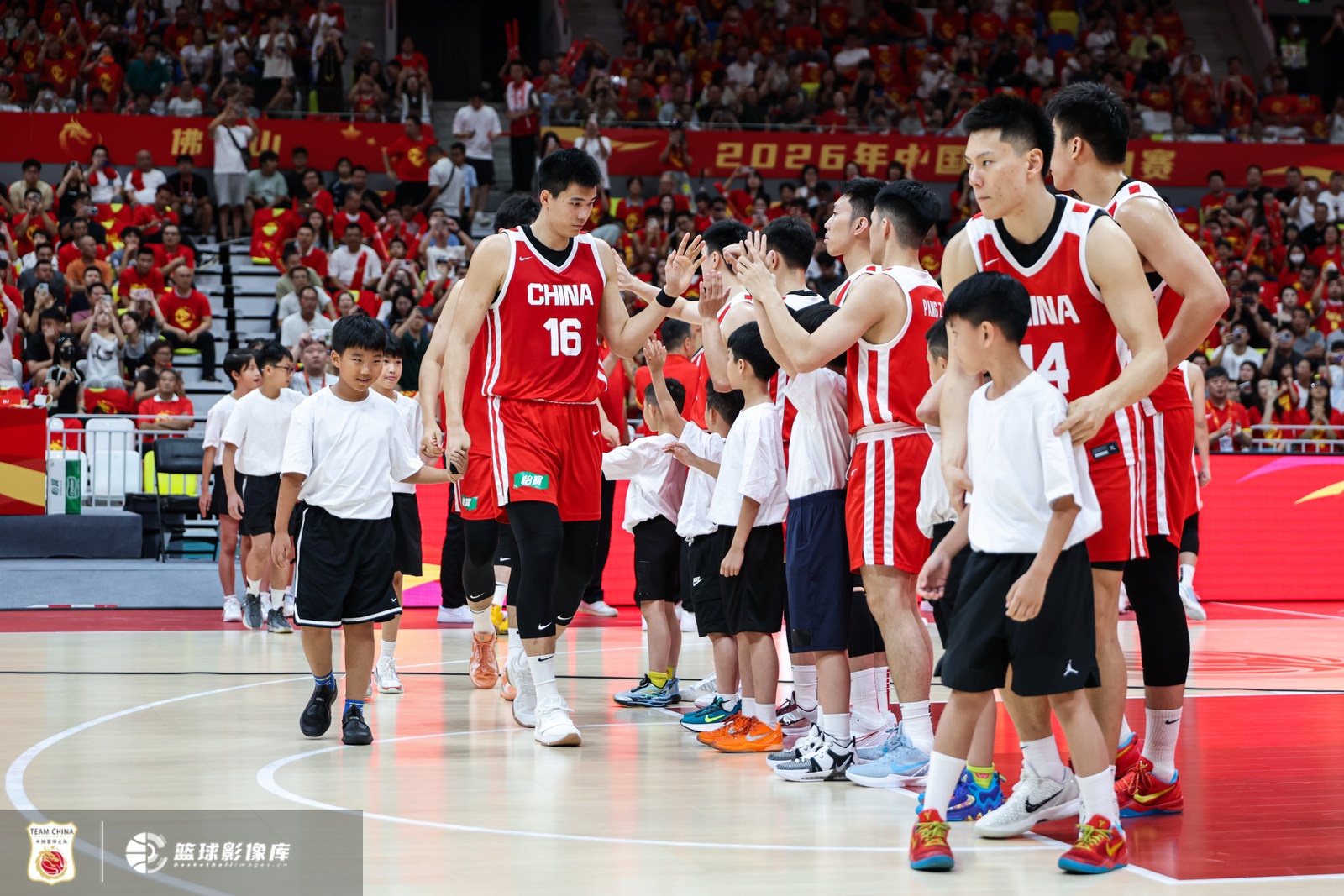 塞维利亚vs巴塞罗那无插件直播_塞维利亚vs巴塞罗那高清直播_塞维利亚vs巴塞罗那高清在线观看